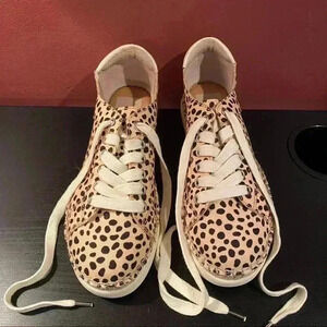 Dolce Vita Leopard Shoes